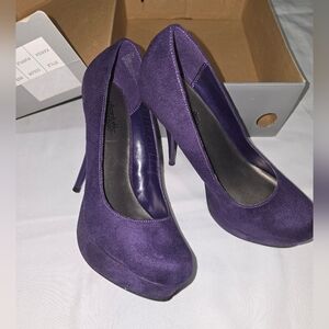 VINTAGE CHARLOTTE RUSSE PUMPS